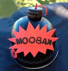 Торты в виде Бомбы