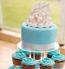 Свадебные торты с капкейками