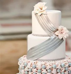 Свадебные торты с кружевом
