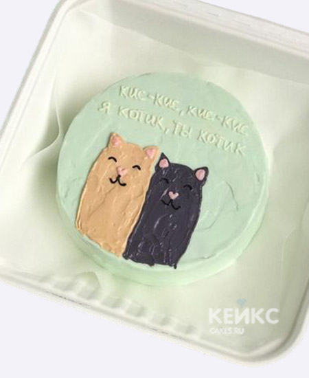 Нежный бенто торт с котиками и надписью Нежный бенто торт с котиками и надписью Фото