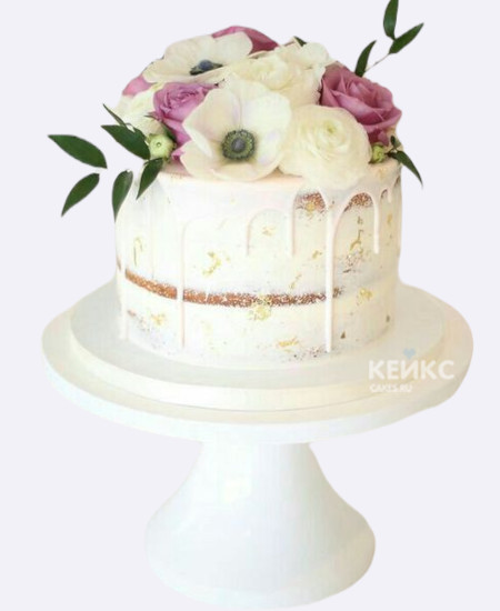 Вкусный торт на 8 марта с цветами Вкусный торт на 8 марта с цветами Фото