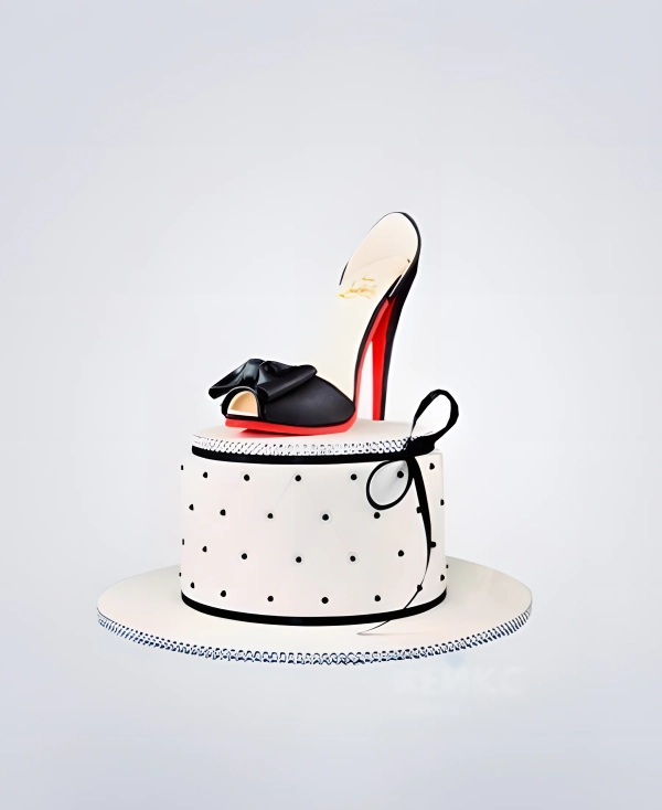 Торт черная туфелька с бантиком Фото