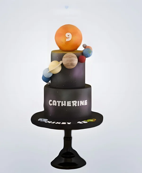 Черный матовый торт с планетами Фото