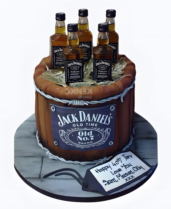 Мужской торт с бутылочками виски джек дениелс Фото