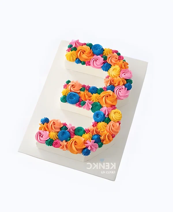 Кремовый торт на 3 года девочке в виде цифры Фото