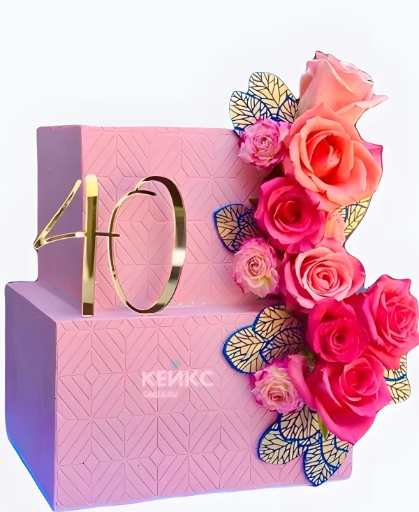 Яркий двухъярусный торт с букетом цветов на день рождения Фото