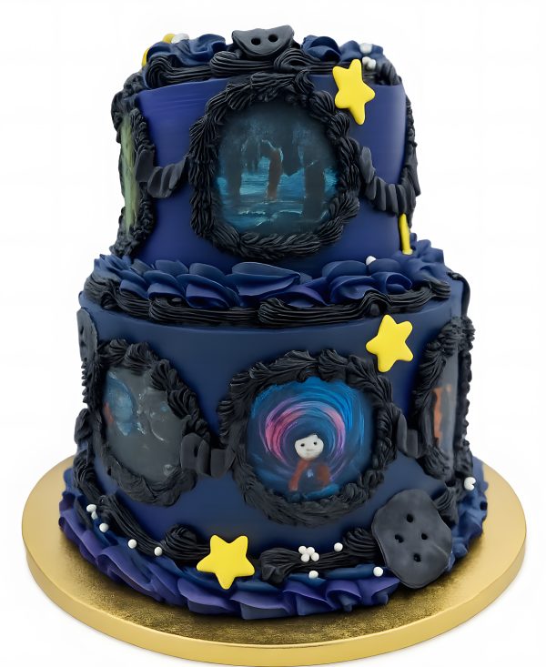 Изысканный двухъярусный торт с картинками из мультфильма Коралина Фото