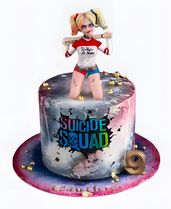 Торт с фигуркой Харли Квин Фото