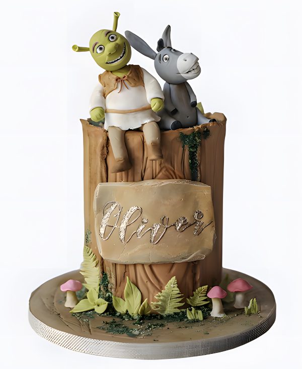 Высокий торт с фигурками Шрека и осла Фото