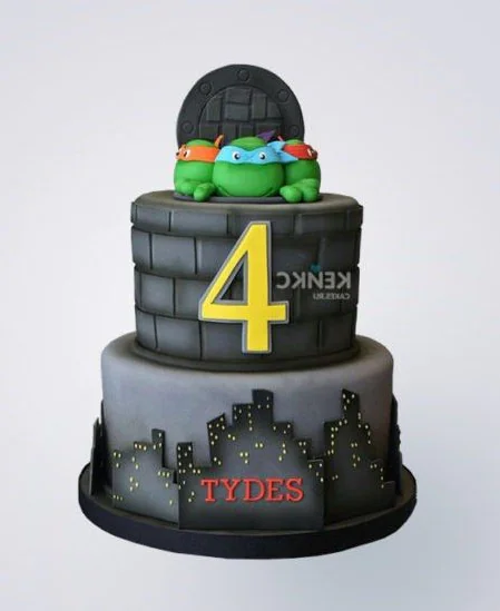 Двухъярусный темно-серый торт Черепашки ниндзя цифрой Фото
