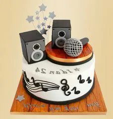 Торты с микрофоном