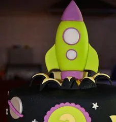 Торты с ракетой