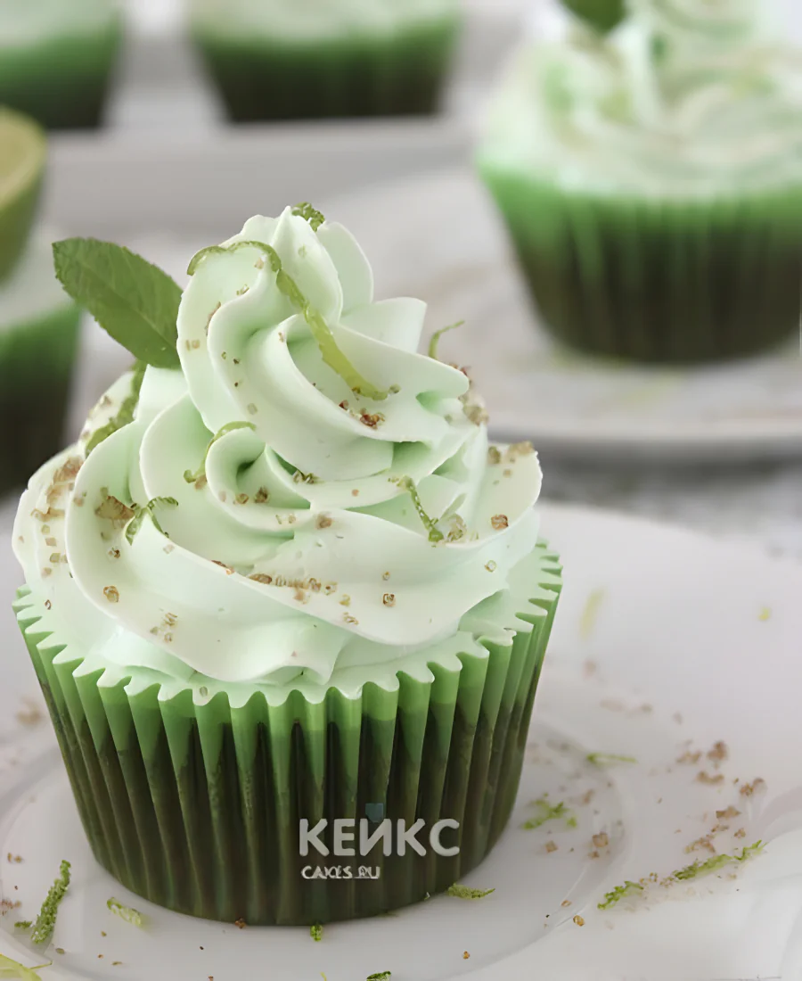 Ягодные капкейки с посыпкой Ягодные капкейки с посыпкой Фото