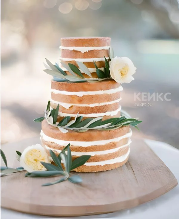 Свадебный торт Пионы с зелеными листьями Фото