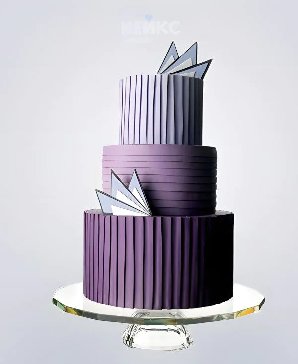 Торт в сиреневых тонах на корпоратив Фото
