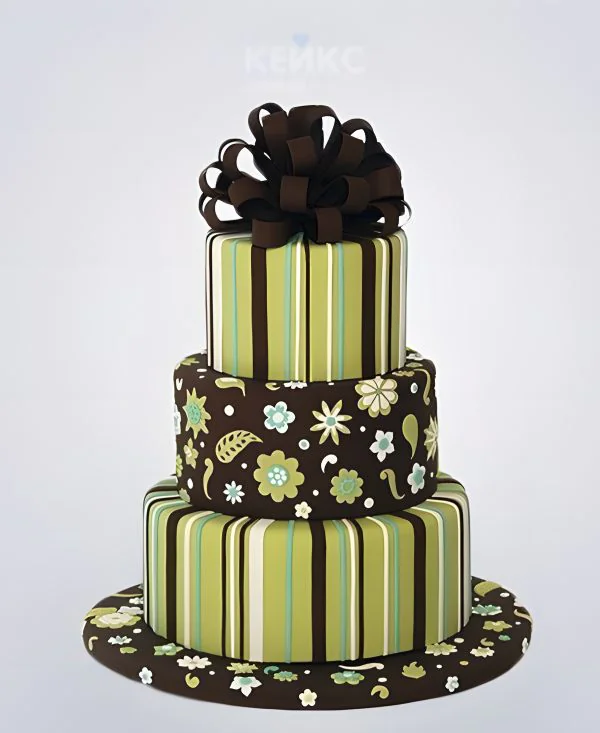 Торт в полоску с бантом на корпоратив Торт в полоску с бантом на корпоратив Фото