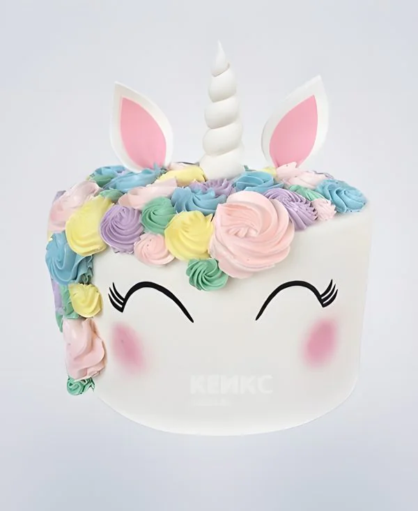 Детский тортик с радужным единорогом без мастики Детский тортик с радужным единорогом без мастики Фото