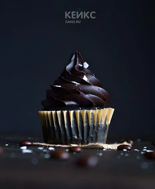 Недорогие капкейки с коричневым кремом Фото