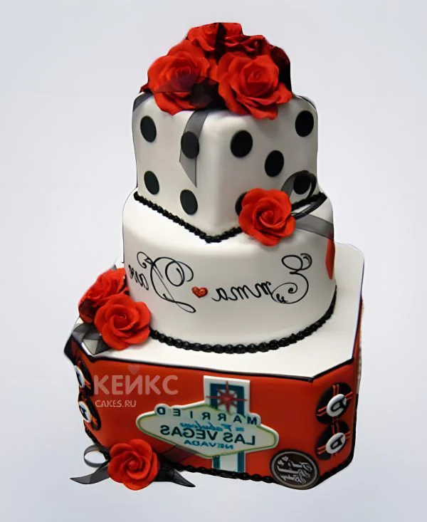 Свадебный торт трехъярусный в стиле Лас Вегас Свадебный торт трехъярусный в стиле Лас Вегас Фото