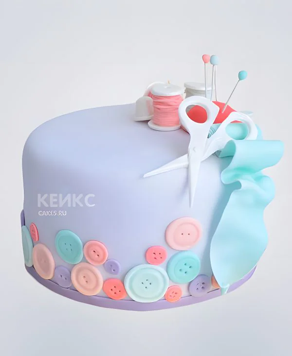 Торт фиолетовый с пуговицами и нижницами Торт фиолетовый с пуговицами и нижницами Фото