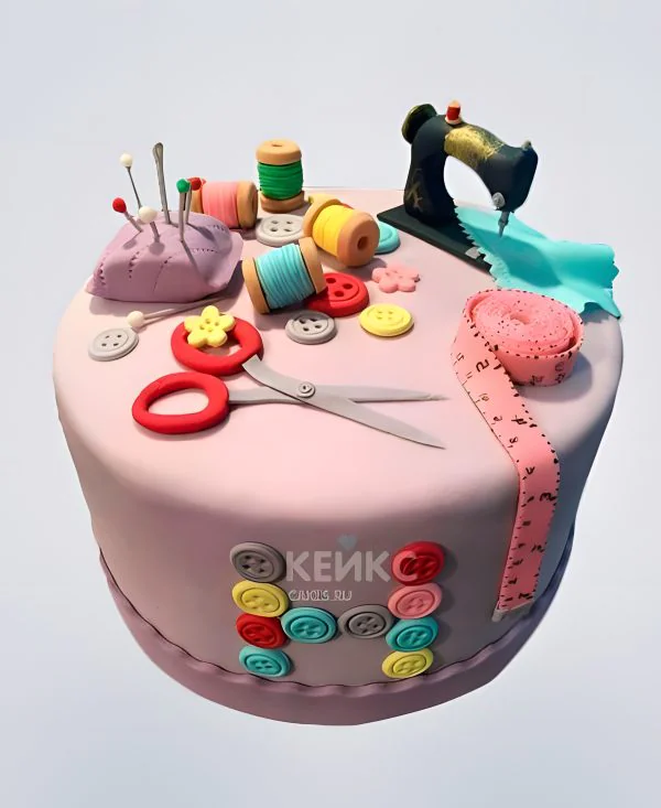 Торт со швейными принадлежностями Торт со швейными принадлежностями Фото