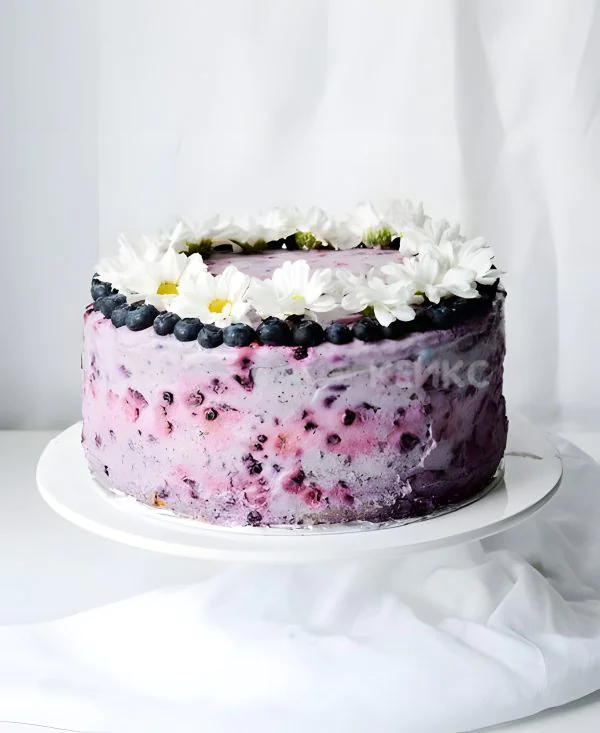 Торт без глютена с ягодами и ромашками Торт без глютена с ягодами и ромашками Фото