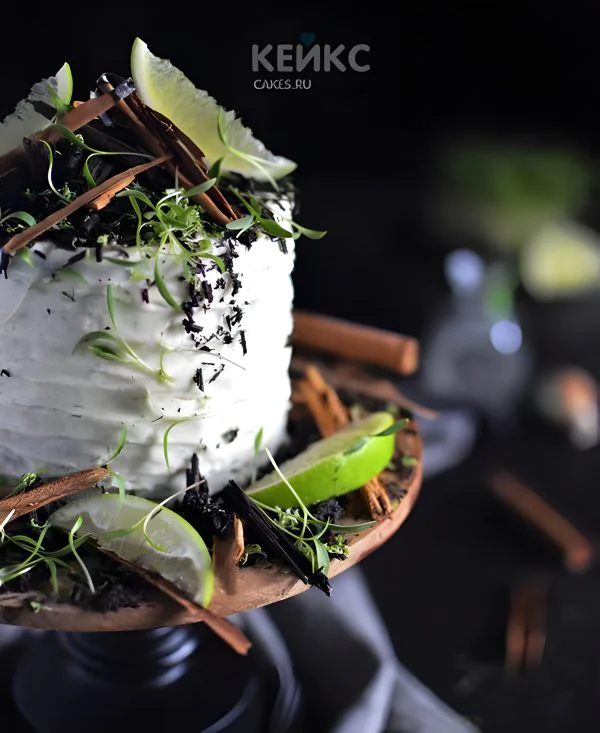 Торт без глютена с дольками фруктов Торт без глютена с дольками фруктов Фото