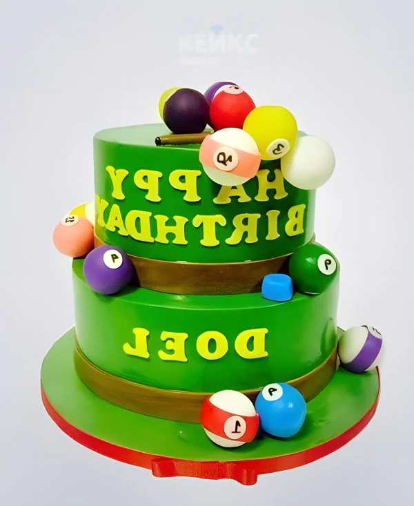 Двухъярусный торт бильярд зеленого цвета с шарами Фото