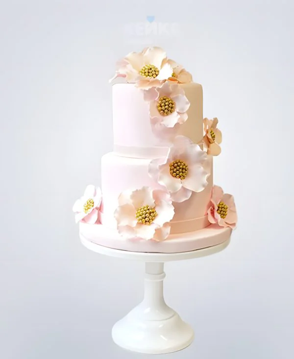 Двухъярусный торт с цветами на день рождения 10 лет девочке Двухъярусный торт с цветами на день рождения 10 лет девочке Фото