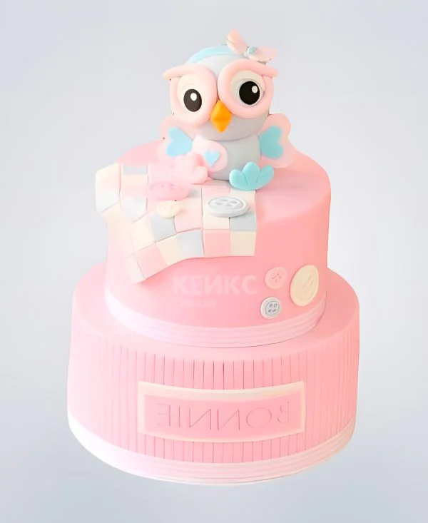 Розовый торт на пол года девочке Розовый торт на пол года девочке Фото