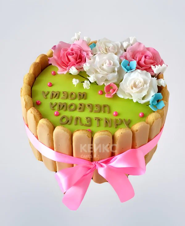 Шикарный торт для учителя с цветами из мастики и печеньем Шикарный торт для учителя с цветами из мастики и печеньем Фото