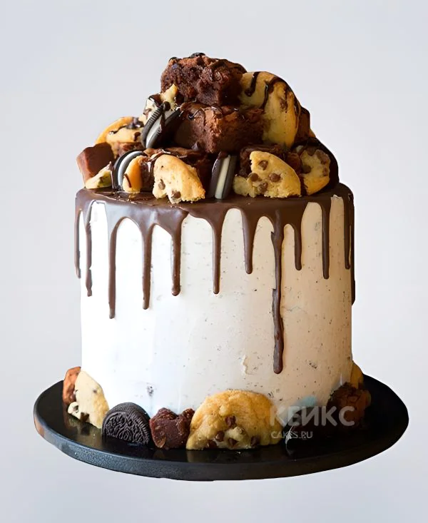 Торт с шоколадной глазурью Торт с шоколадной глазурью Фото