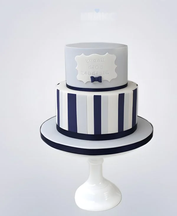 Полосатый торт с надписью Полосатый торт с надписью Фото