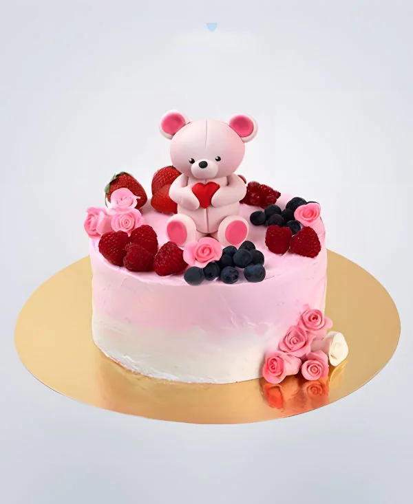 Розовый торт ягодами и мишкой из мастики Розовый торт ягодами и мишкой из мастики Фото