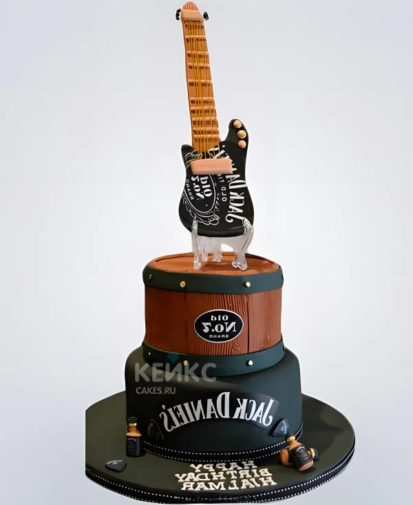 Торт с гитарой и виски Фото