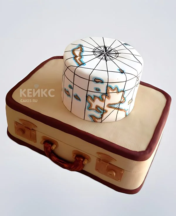 Торт в виде чемодана с картой Фото