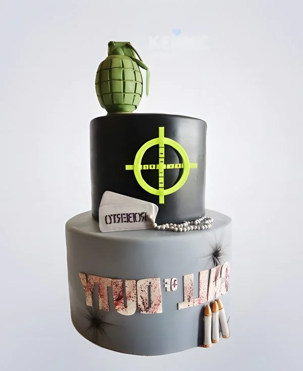 Торт на 23 февраля с гранатой и прицелом Фото