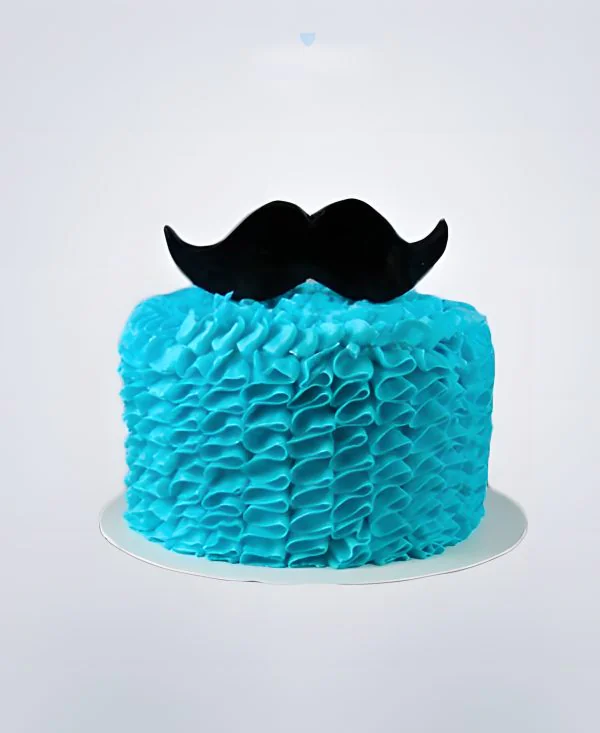 Лазурный недорогой торт с усами на день рождения Лазурный недорогой торт с усами на день рождения Фото