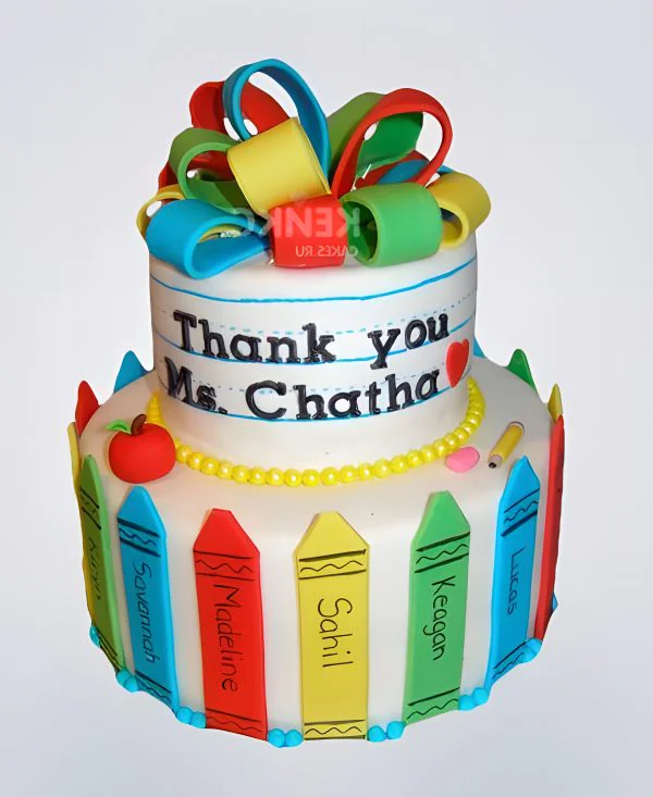 Торт в школу с именами учеников Фото