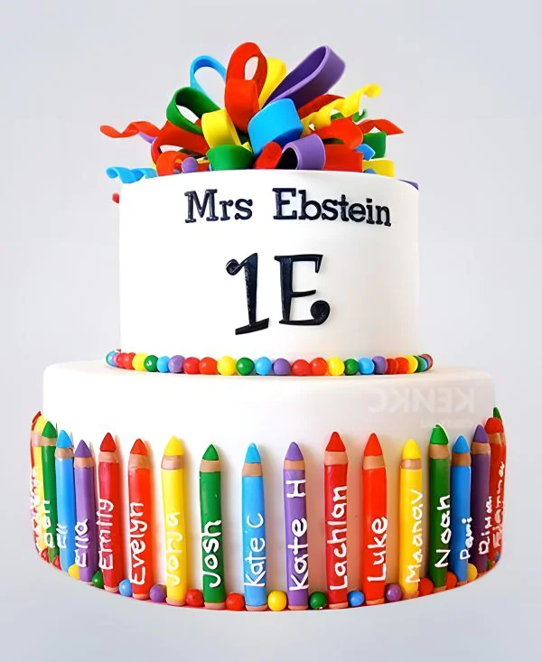 Торт для выпускников с именами Фото