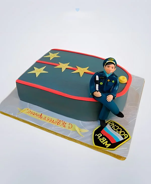Торт в виде погона с фигуркой Торт в виде погона с фигуркой Фото