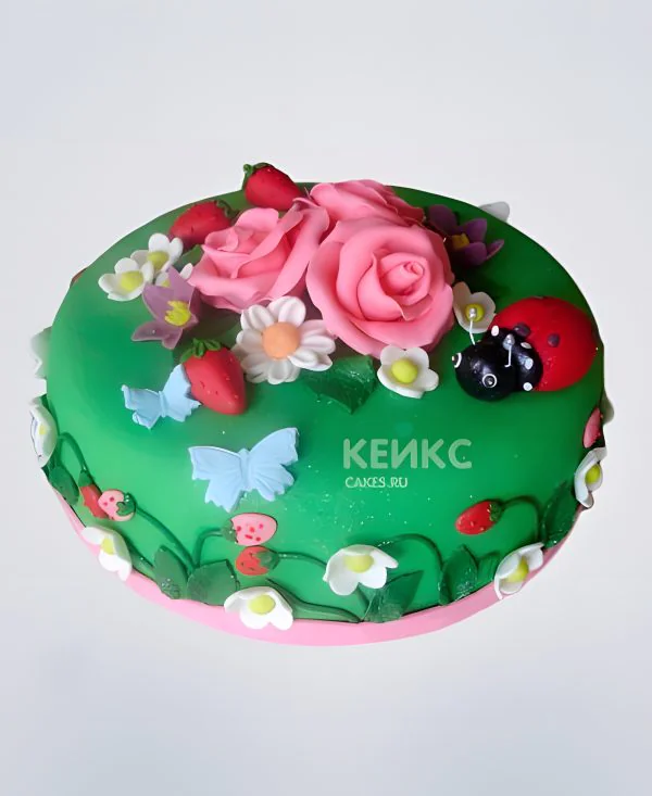 Торт с розами и бабочками на полянке Торт с розами и бабочками на полянке Фото
