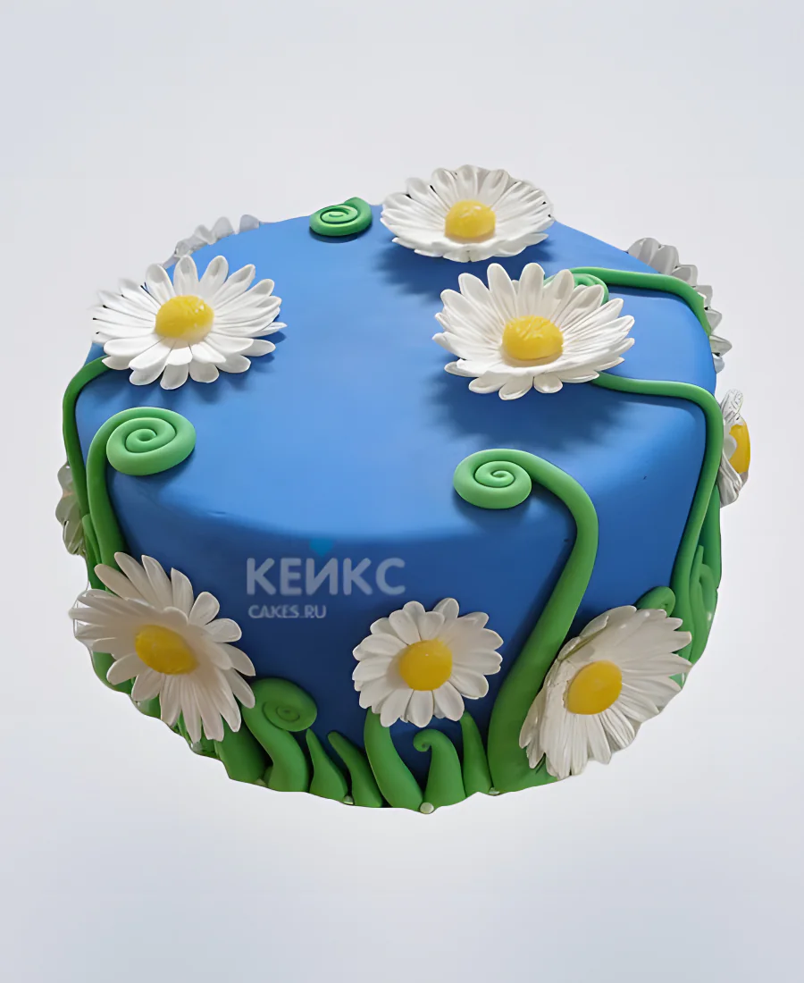 Голубой торт с кремовыми ромашками Фото