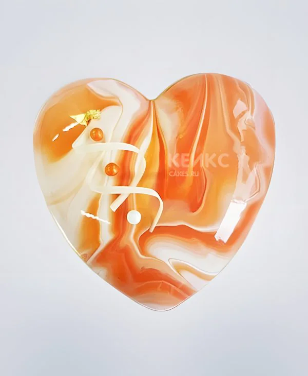 Торт в виде сердца с зеркальной жёлтой глазурью Торт в виде сердца с зеркальной жёлтой глазурью Фото