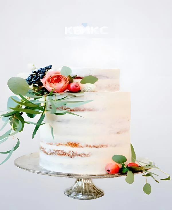 Нежный открытый торт с цветами Фото