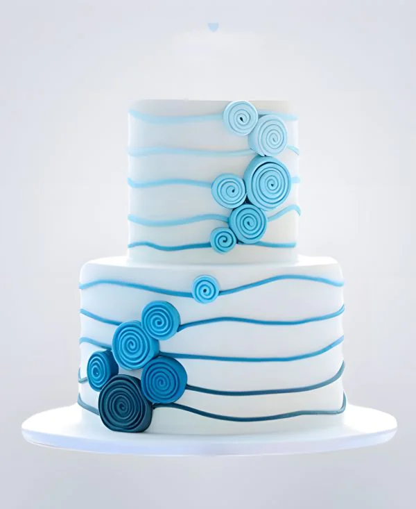 Торт синий из мастики Фото