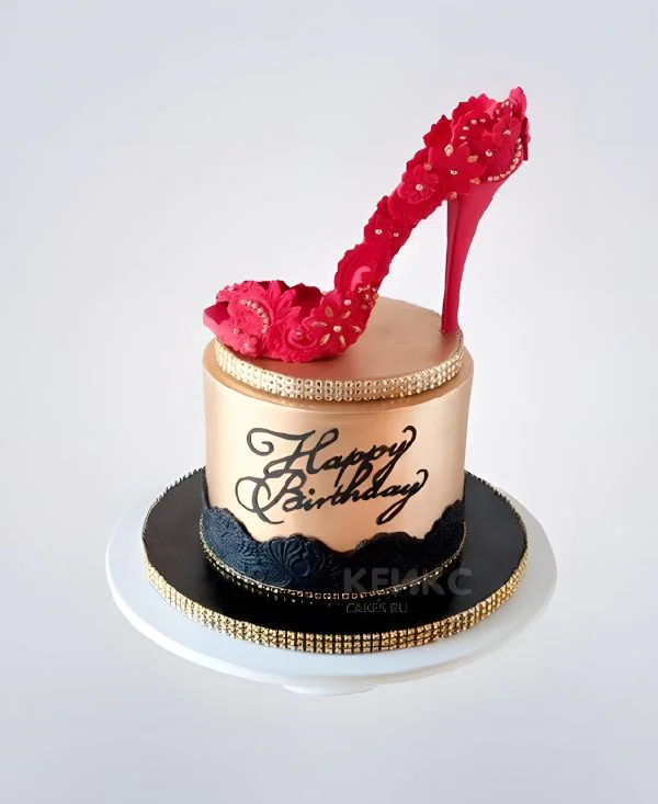 Торт в виде красной туфельки в цветах Торт в виде красной туфельки в цветах Фото