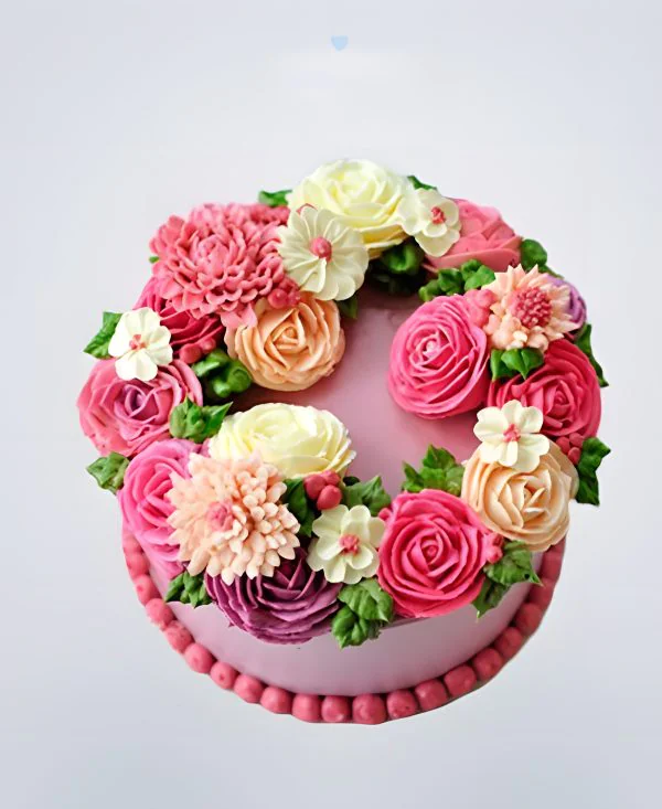 Сиреневый торт в малазийской технике с цветами Сиреневый торт в малазийской технике с цветами Фото