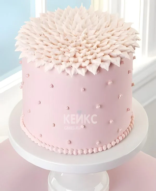 Необычный розовый торт на юбилей женщине Необычный розовый торт на юбилей женщине Фото