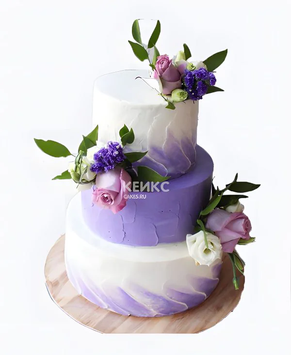 Нежно-фиолетовый торт с цветами Нежно-фиолетовый торт с цветами Фото